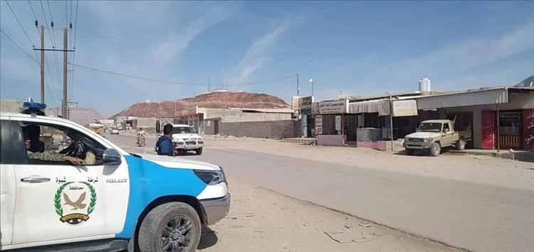 شرطة الروضة بشبوة توقف تبادل إطلاق النار وتضبط المشاركين فيها