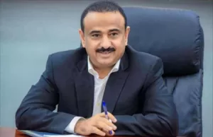 اخبار المناطق – محافظ شبوة يثني على إنجاز أمني ويكافئ أبطال اللواء الخامس بعد القبض على القتلة