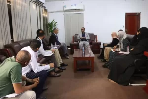 اخبار عدن – الزعوري يتباحث مع مسؤول أممي حول كيفية حماية حقوق النساء وتعزيز فعاليات المساحات الآمنة.