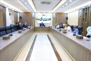 اخبار عدن – الوزير السقطري يناقش مشاريع الزراعة والري والاستقرار الغذائي مع وفد من المؤسسة المالية الدولي