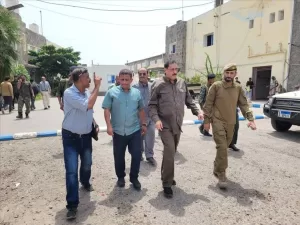 اخبار عدن – بن لزرق يزور إدارة أمن عدن ويثني على جهود اللواء الشعيبي في إعادة هيكلة المؤسسة الاستقرارية