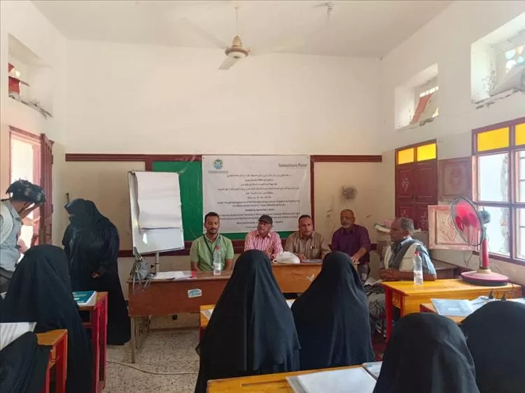 رئيس هيئة مصائد خليج عدن يدشن المرحلة الثانية من مشروع دعم المجتمعات الساحلية بمنطقة قعوة