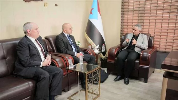 نائب رئيس الهيئة الوطنية للإعلام الجنوب يلتقي وفد منتدى الشرق الأوسط في العاصمة عدن