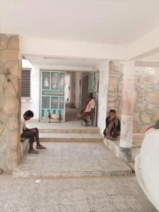 اخبار وردت الآن – محكمة ميفعة في شبوة تهدد بإغلاق أبوابها ونقل ساعات العمل وإجراءات المواطنين إلى مكان آخر