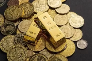 الذهب ينهي أسبوعه بتراجع بسبب قوة الدولار الأمريكي