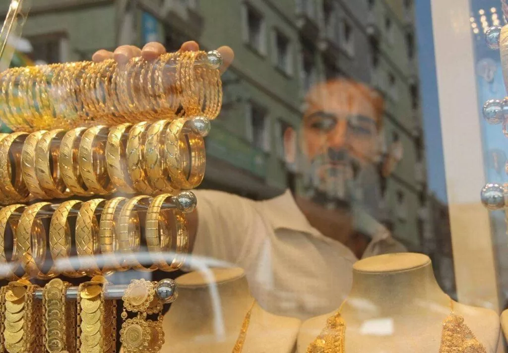انخفاض أسعار الذهب الآن بمحلات الصاغة.. عيار 24 يفقد 20 جنيها | قناة صدى البلد