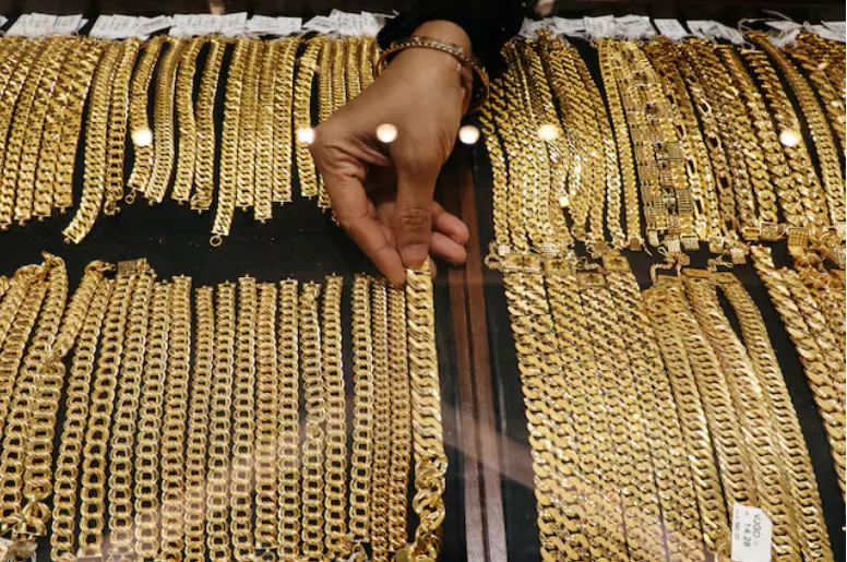 تراجع أسعار الذهب في مصر اليوم الخميس.. وعيار 21 يسجل هذا الرقم