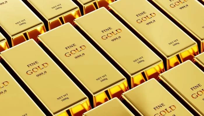 سعر الذهب يهبط وسط تفاؤل بشأن مفاوضات التجارة بين أمريكا والعالم