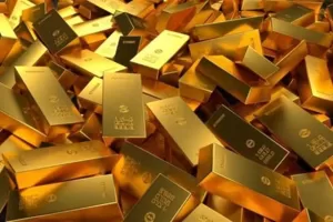انخفاض عالمي في سعر الذهب بأكثر من 1% بعد قرار تثبيت أسعار الفائدة الأمريكية | المصري اليوم