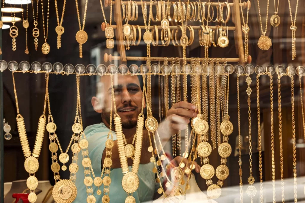 «تراجع ملحوظ في ختام التعاملات» أسعار الذهب في مصر اليوم الثلاثاء 15 يوليو 2025 مستجدات المصنعية - المواطن نيوز