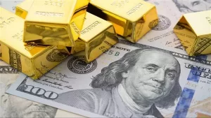 تراجع أسعار الذهب وثبات الدولار في تداولات اليوم السبت | نقل حي