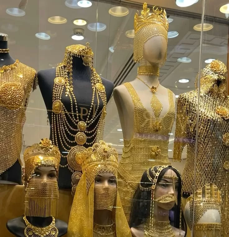 انخفاض ملحوظ في أسعار الذهب.. وعيار 21 يسجل 4660 جنيهًا وسط ترقب السوق