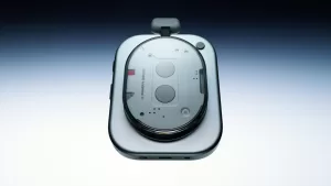 تطلق شركة ناثينج سماعات الأذن فوق الأذن الأولى بسعر 299 دولار (Headphone 1)