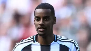 على الرغم من إصرار #نيوكاسل، #الهلال يتنافس بشدة للحصول على توقيع #إيزاك هذا الصيف | صحيفة صراحة الإلكترونية