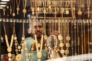 قفزة غير متوقعة.. أسعار الذهب في مصر اليوم وسط توقعات عالمية.. هل هو الوقت المناسب للشراء أم البيع؟
