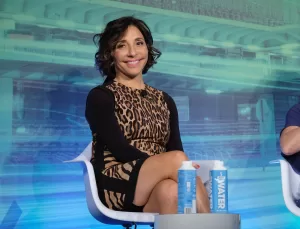 ليندا ياكارينو تتنحى عن منصبها كمديرة تنفيذية لشركة إيلون ماسك “إكس”