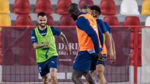 يحافظ على تراثه.. نجم الهلال الأسبق يرفض عرضًا سعوديًا جذابًا | إرم نيوز