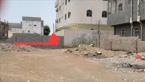 اخبار المناطق – سكان تبن يدعاون الجهات المعنية في لحج بوقف التعديات على الطريق السنة وإجراء تحقيق عاجل.