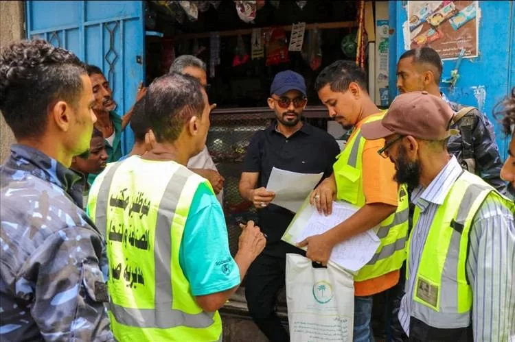 استمرار حملة الرقابة على الأسعار في صيرة لضبط الأسواق والتخفيف عن المواطنين