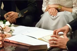 اخبار عدن – تزايد حالات الطلاق قبل الزواج بسبب تدهور قيمة العملة في عدن