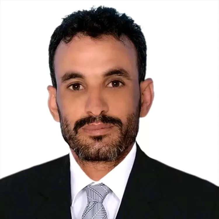 الصحفي رائد الغزالي يطالب الحكومة بسرعة صرف رواتب الموظفين قبيل بدء العام الدراسي