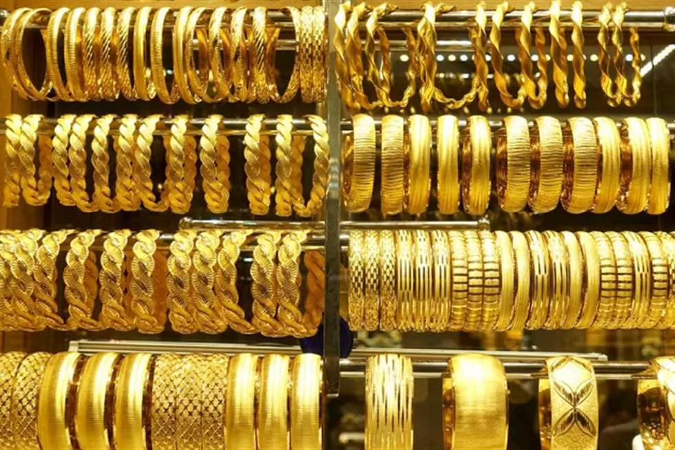 انخفاض جديد في عيار 21 بالمصنعية.. أسعار الذهب والسبائك اليوم الجمعة بالصاغة محليا وعالميا | المصري اليوم