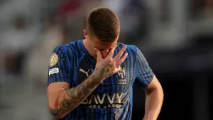 تسريب معلومات حول حياته مع زوجته! .. مشجعو الهلال يحذرون من محاولات “إبعاد” سيرجي ميلينكوفيتش سافيتش.