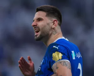 ميتروفيتش يعلن عن لعبه مصابًا مع الهلال وإعجابه بثقة رونالدو – غاية السعودية