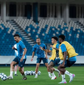 إنزاغي يبدأ مشواره في آسيا مع الهلال بمواجهة challenging أمام الدحيل.