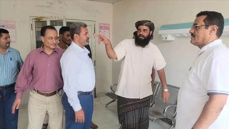 مدير عام المنصورة يسلم مشروع