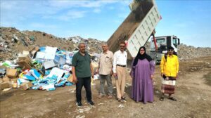 اخبار عدن – وزارة الصناعة والتجارة تتخلص من 12 طنًا من المواد الاستهلاكية منتهية الصلاحية
