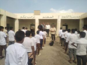 اخبار من وردت الآن – مدير التربية والمنظومة التعليمية في لودر يتحدث في الطابور الصباحي لطلاب مدرسة