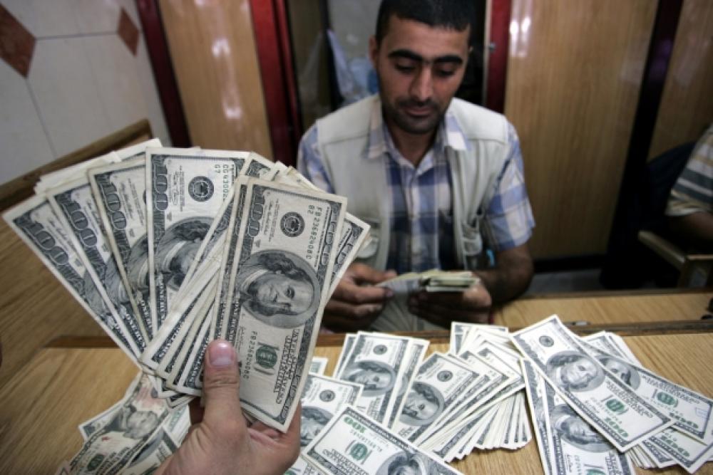 «أسعار الدولار تواصل التذبذب مقابل الجنيه المصري اليوم الأحد بختام التعاملات» - الآن نيوز