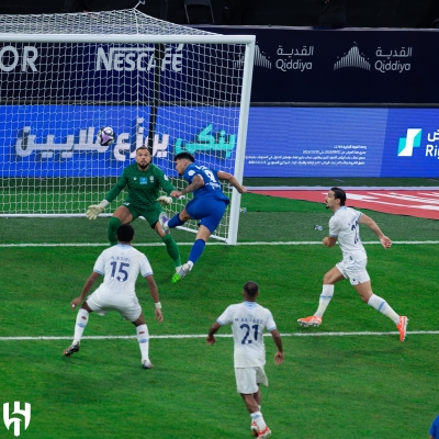 الهلال يقلب الطاولة على الأخدود بثلاثية مثيرة في دوري روشن