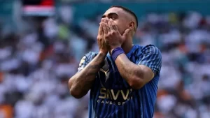 بديل مالكوم في مباراة الهلال وناساف: إنزاجي يلجأ إلى اللاعبين الشباب لمواجهة مشكلة الإصابات