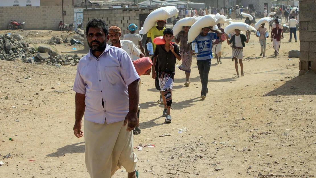 عدن: تدهور الظروف المعيشية يستمر رغم الدعم السعودي.. الشهر الرابع بدون رواتب – شاشوف