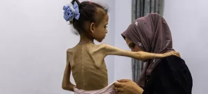 غزة تعاني حتى النهاية: مجاعة مؤكدة، غارات متكررة، وتخلي عربي إسلامي – بقلم شاشوف