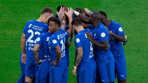 نجم بولونيا الإيطالي يوضح تفاصيل رفض عرض الهلال في الصيف الماضي