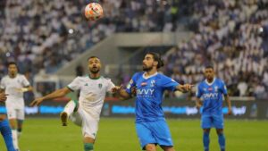 موعد المباراة والقنوات التي ستنقل مباراة الأهلي والهلال في الكلاسيكو السعودي | إرم نيوز