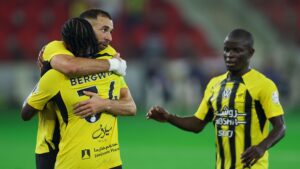 اتحاد جدة يضم 3 لاعبين قبل مباراة الهلال | كووورة