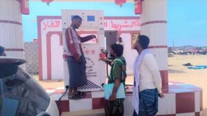 اخبار المناطق – انتقالي أحور يستمر في جولات المراقبة لرصد أسعار المواد الغذائية والغاز.