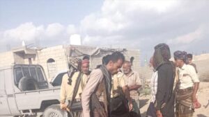 اخبار المناطق – قائد كتيبة الطوارئ في حزام أبين يقدم تعازيه لعائلة الشهيد البطل أح
