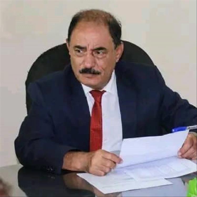 محافظ الضالع يوجه بصرف الحافز الشهري لمعلمي ومعلمات المحافظة
