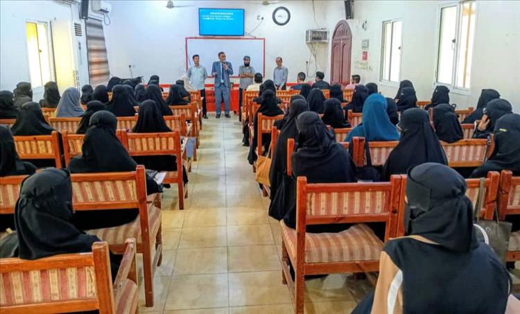عام أكاديمي واعد ينطلق بكلية اللغات والترجمة بجامعة عدن