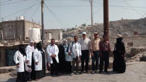 اخبار عدن – زيارة ميدانية لممثلي منظمة الرعاية الطبية العالمية لمتابعة حملة التطعيم ضد شلل الأطفال