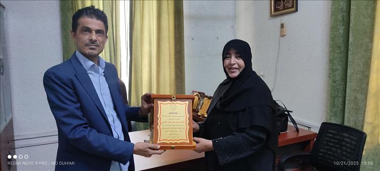 تكريم الأستاذ ماجد الشاجري من قبل منظمة حماية ورعاية الأطفال تقديراً لعطائه الإنساني