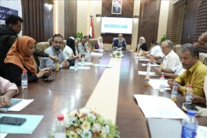 اخبار عدن – وزير الرعاية الطبية يطلق مجموعة من الدورات التدريبية لتعزيز مهارات الكوادر الصحية في عدة محافظات