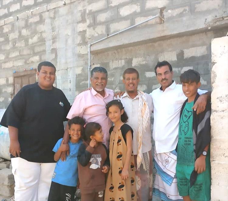 زيارة ودّية تعيد دفء الذكريات.. العنبري وأبو عواد يلتقيان محمد صائل مقط في مودية بمحافظة أبين