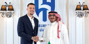 اللاعب بعد التجديد: في الهلال كل شيء متغير.. الروح.. الطموح.. الجمهور.. والانيوزصارات.. سأبقى لأن المجد لا يتخلى عنه.