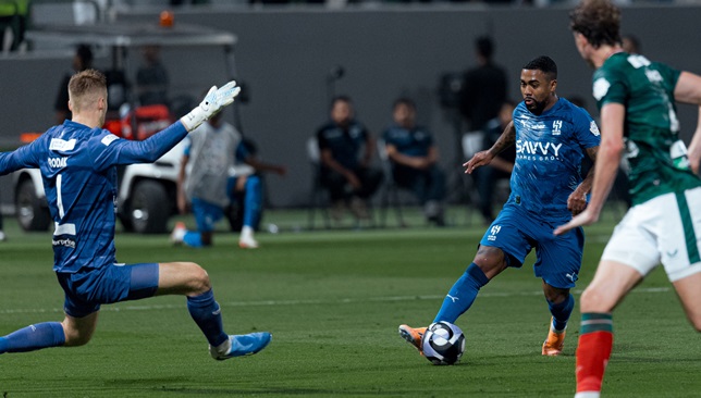 الهلال يعزز رقمه القياسي بخماسية الاتفاق - سبورت 360